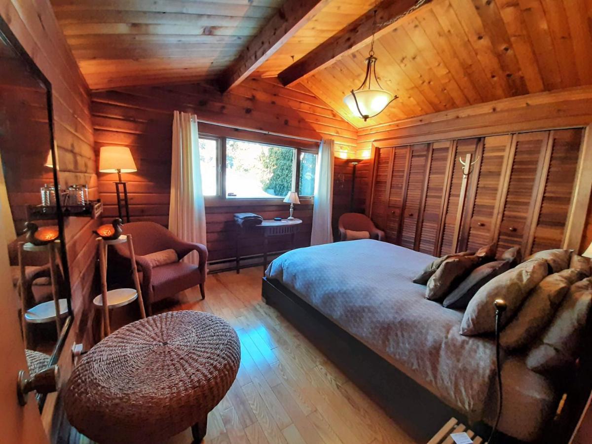 Gite Le 308 Chambre Bord De L'Eau Oka Exterior photo